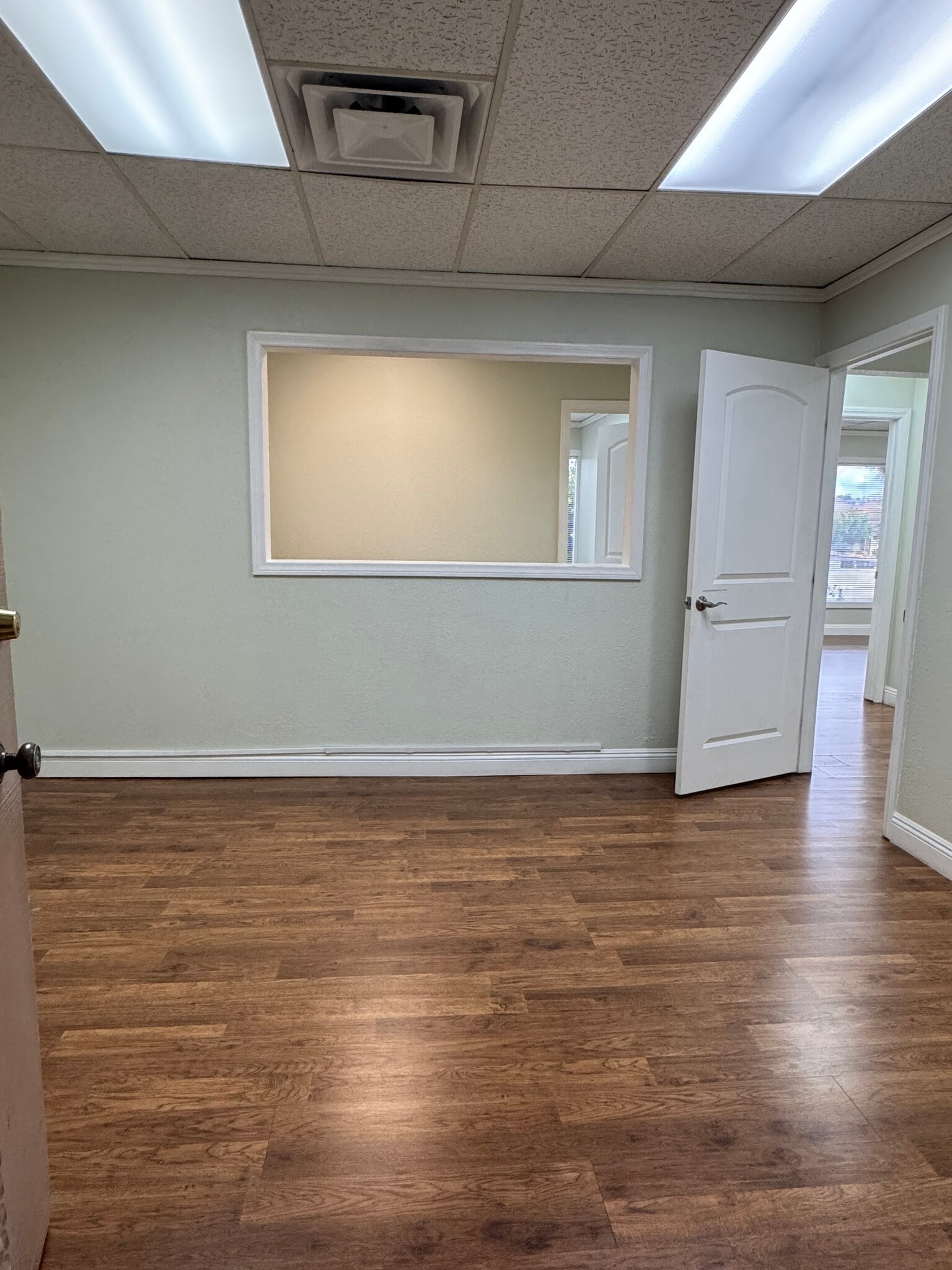 23361 El Toro Rd, Lake Forest, CA for lease Interior Photo- Image 1 of 6