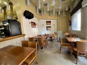 Retail in Barcelona, Barcelona for lease Interior Photo- Image 1 of 8