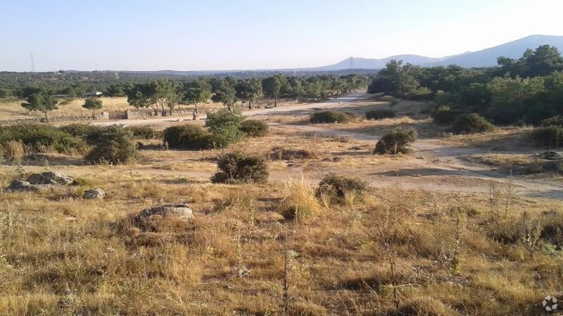 Calle Pensamientos, 20, Collado Mediano, Madrid for sale - Primary Photo - Image 1 of 1