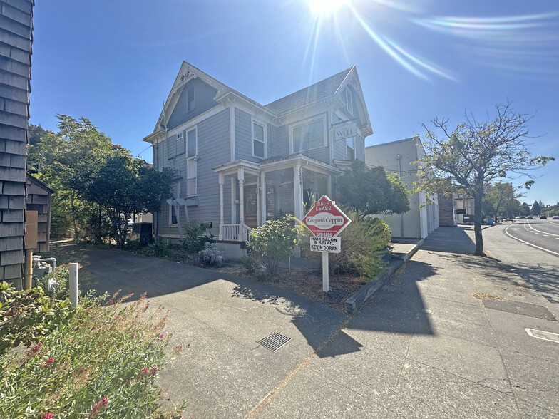 1050-1054 4th St, Santa Rosa, CA for sale - Primary Photo - Image 1 of 15