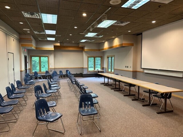 184 High Ridge, Killington, VT for lease - Building Photo - Image 3 of 7