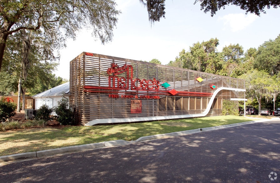1090 Sam Rittenberg Blvd, Charleston, SC for sale - Primary Photo - Image 1 of 2