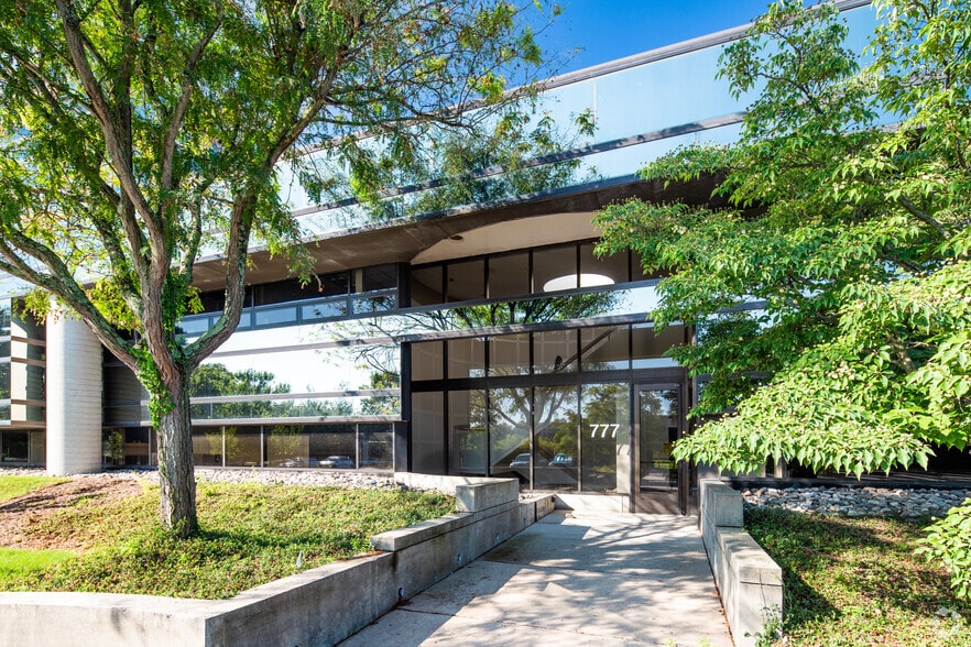 777 Alexander Rd, Princeton, NJ for lease - Building Photo - Image 3 of 7