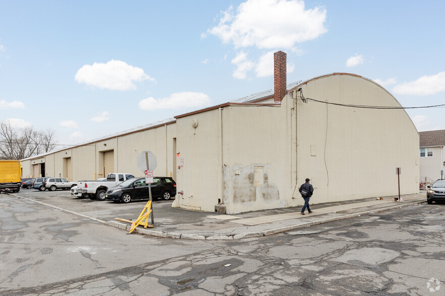 110 King St, Hackensack, NJ for lease - Building Photo - Image 3 of 5