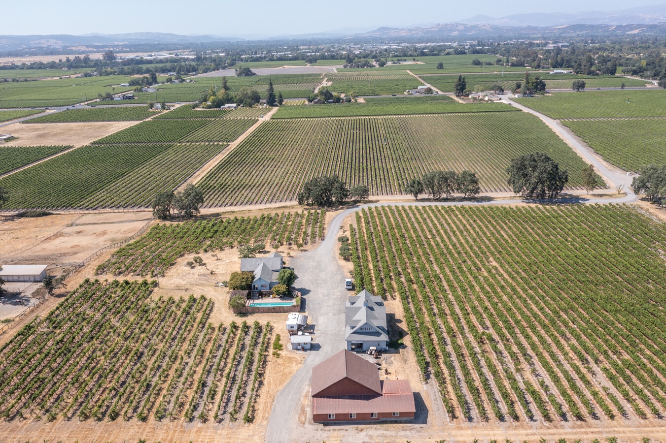 1706 River Rd, Fulton, CA 95439