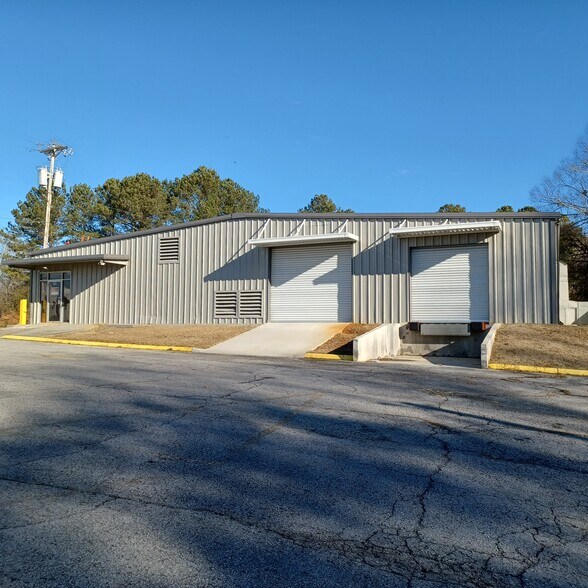 115 Kenmoreland Cir, Calhoun, GA for sale - Building Photo - Image 1 of 1