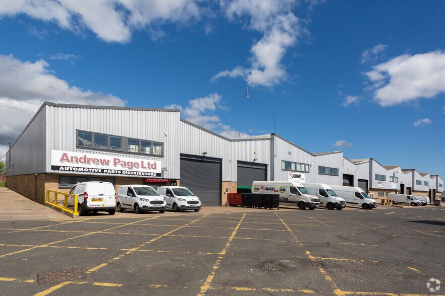 15-22 Brough Park Way, Newcastle Upon Tyne for lease - Primary Photo - Image 1 of 8