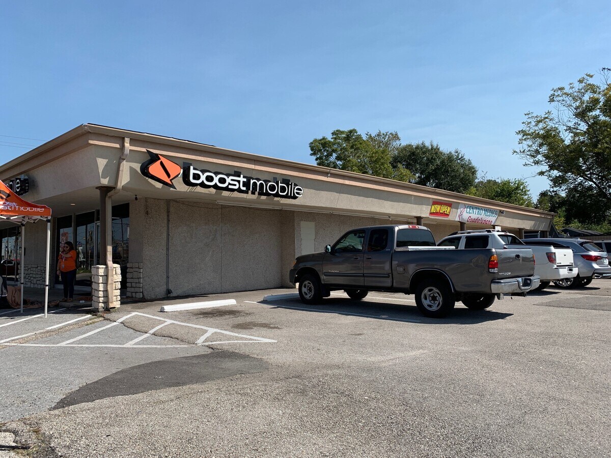 500509 Uvalde Rd, Houston, TX 77015