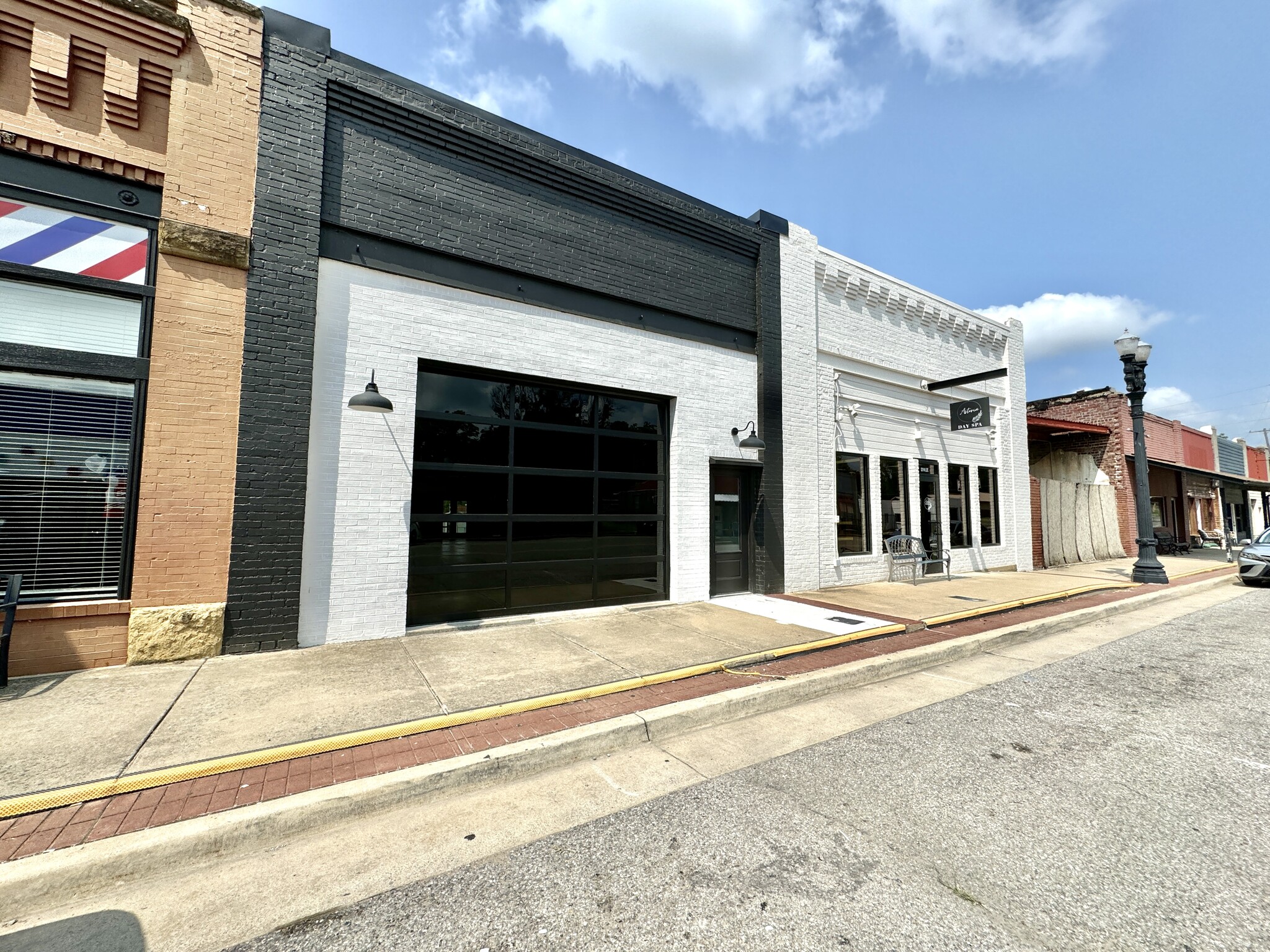 117 Lee st, Fort Gibson, OK for sale Primary Photo- Image 1 of 48