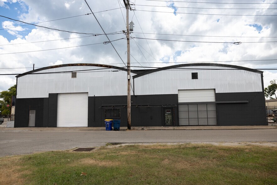 906 Payne St, Bowling Green, KY for sale - Building Photo - Image 2 of 8