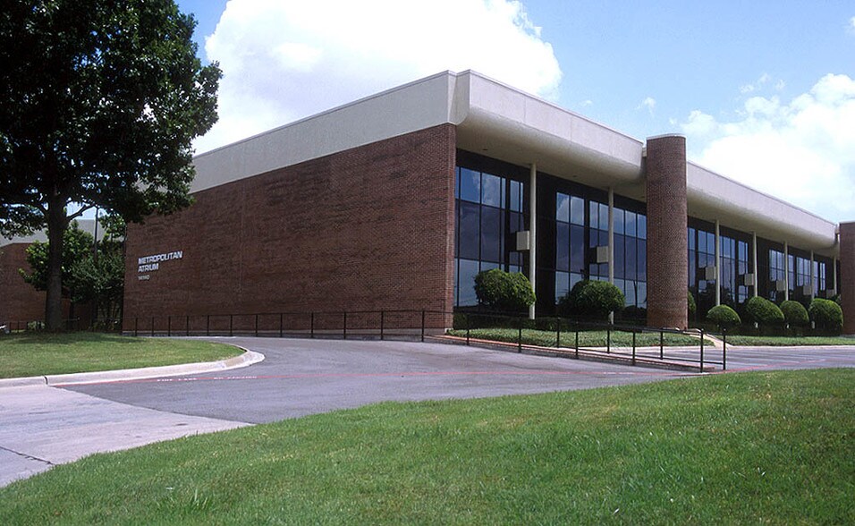 14140 Midway Rd, Farmers Branch, TX for lease - Building Photo - Image 1 of 6