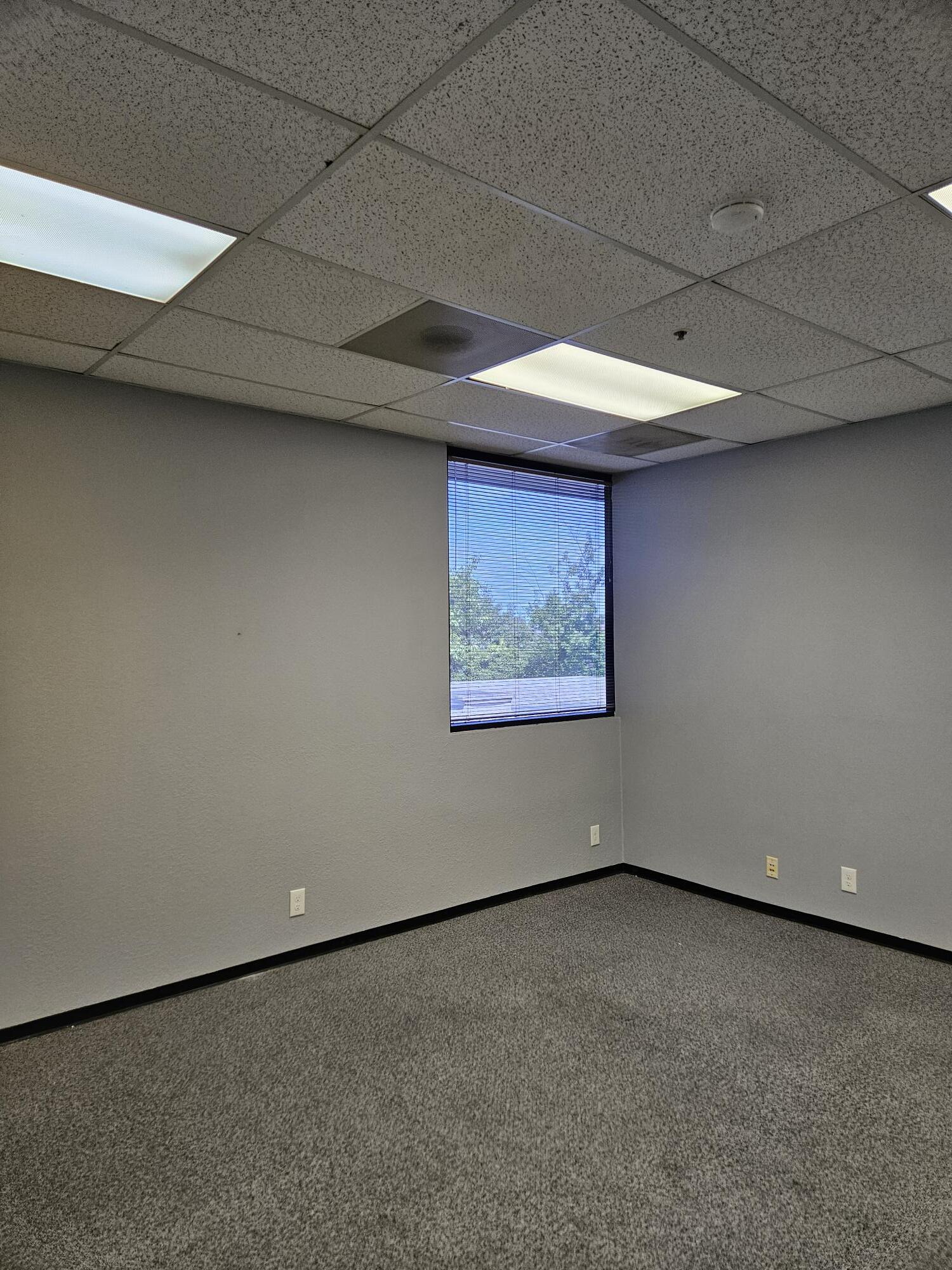 5510 Skylane Blvd, Santa Rosa, CA for lease Building Photo- Image 1 of 8