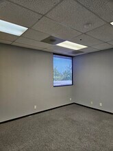 5510 Skylane Blvd, Santa Rosa, CA for lease Building Photo- Image 1 of 8