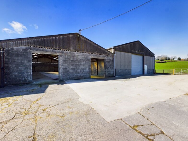 Castell y Waun Farm, Carmarthen for lease - Building Photo - Image 1 of 1