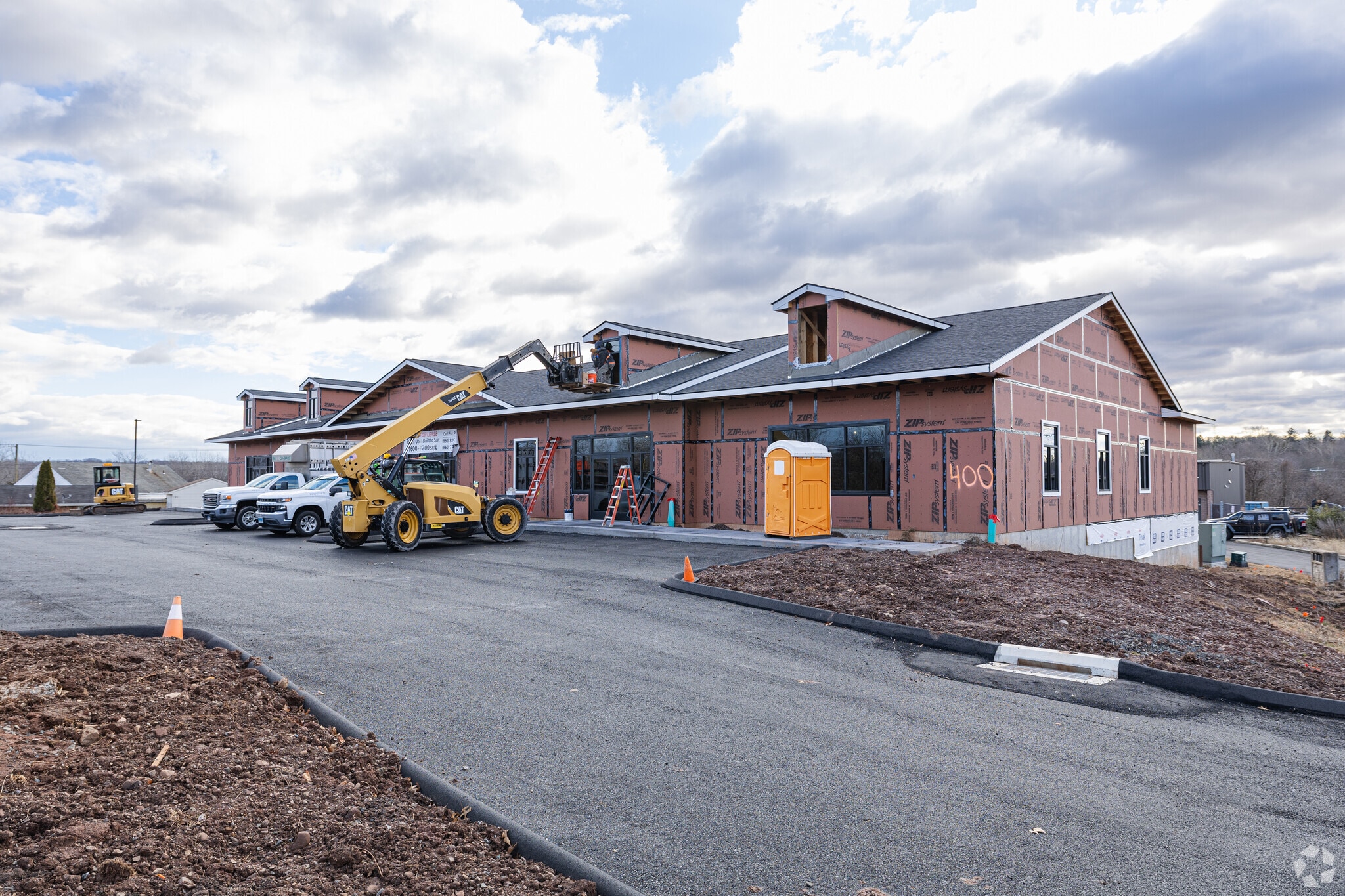 400 Deming Rd, Berlin, CT for lease Primary Photo- Image 1 of 3