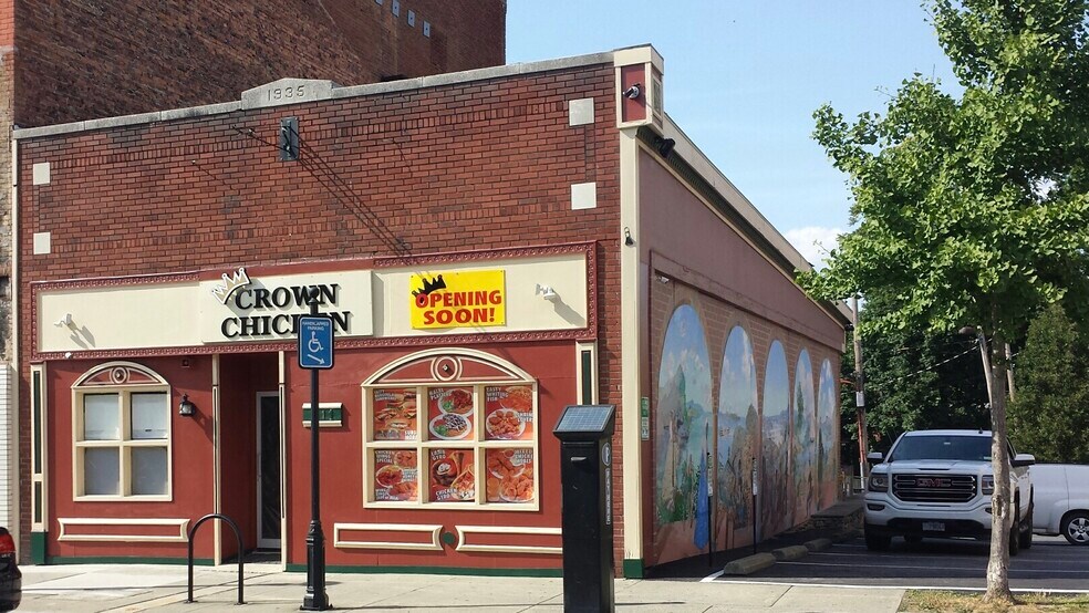 411 Main St, Poughkeepsie, NY for sale - Building Photo - Image 1 of 1