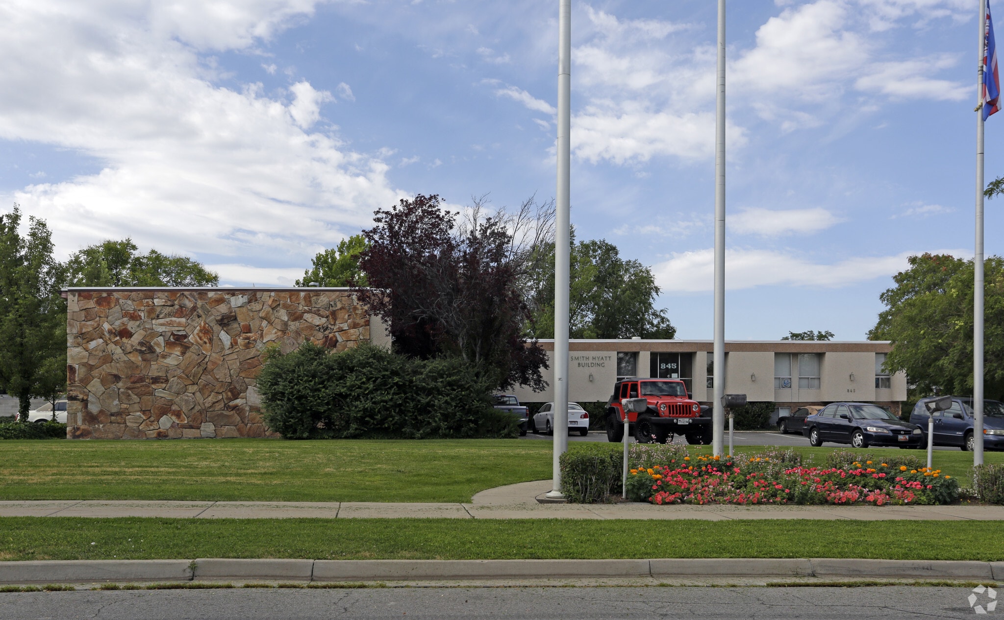 845 S Main St, Bountiful, UT for lease Primary Photo- Image 1 of 20