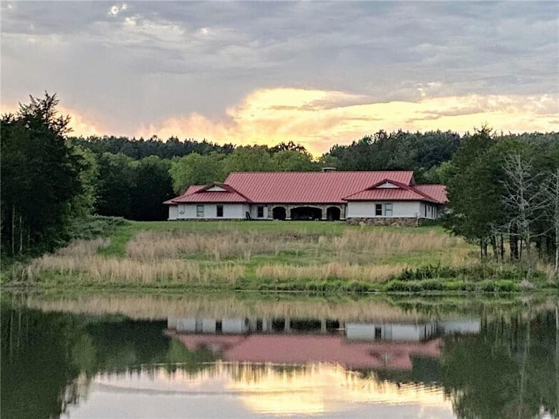 8524 Youth Ranch Rd, Mulberry, AR for sale - Building Photo - Image 3 of 45