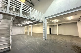 286 Ballygowan Rd, Newtownards for lease Interior Photo- Image 2 of 4