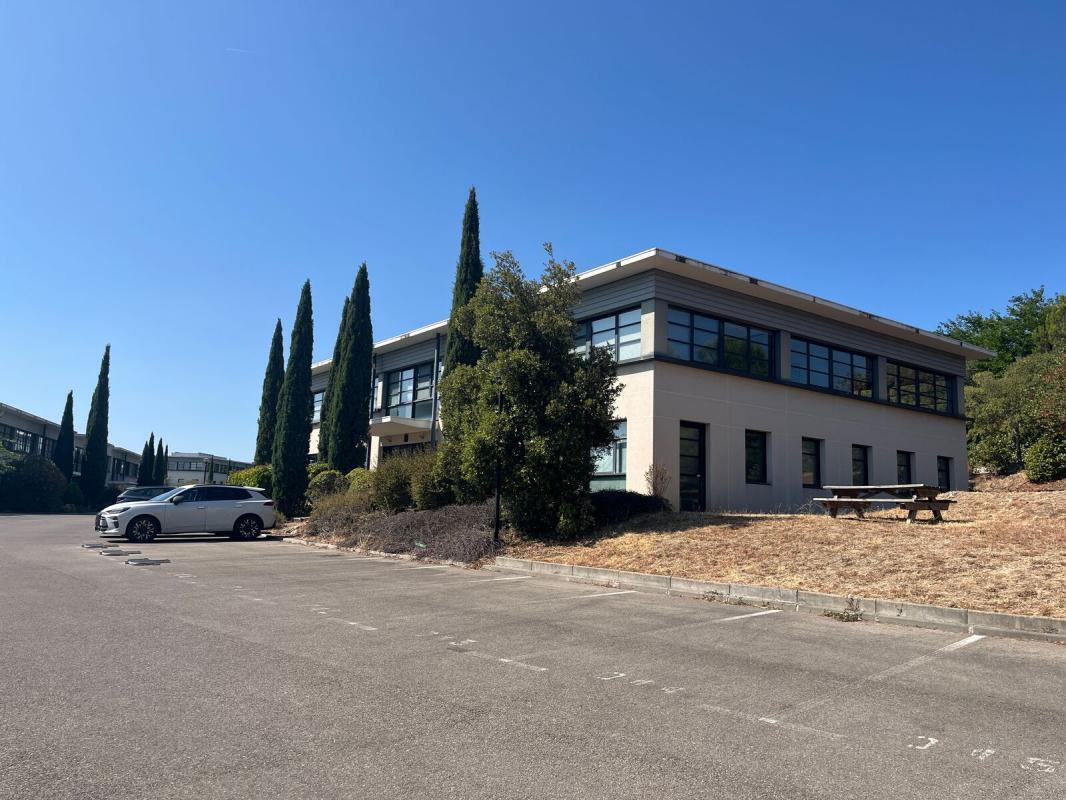 860 Rue René Descartes, Aix-en-Provence for lease Building Photo- Image 1 of 8