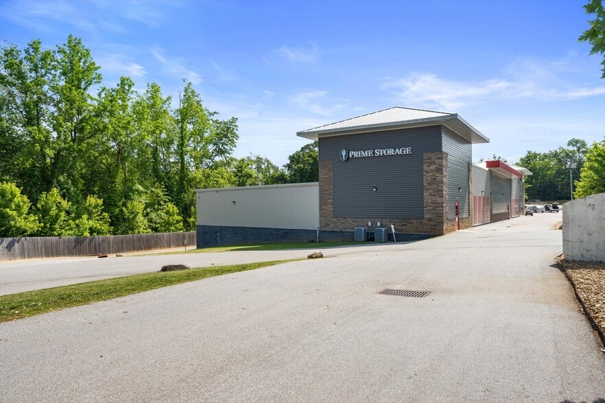 1737 Old Central Rd, Central, SC for lease - Building Photo - Image 3 of 3