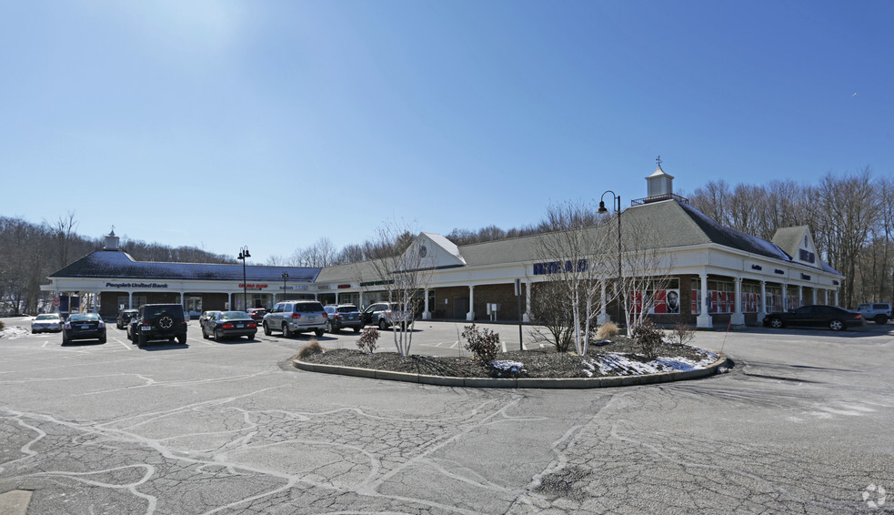 435 Main St, Monroe, CT for lease - Primary Photo - Image 1 of 1