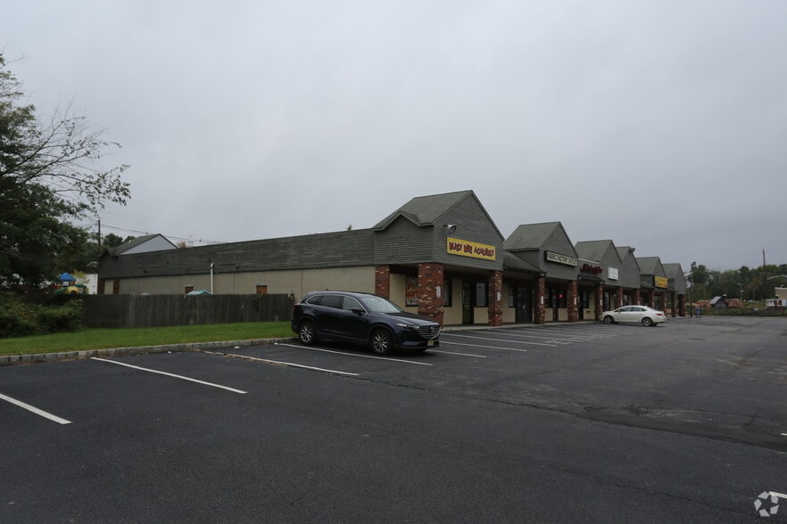 390 Fairfield Rd, Fairfield, NJ for sale - Building Photo - Image 1 of 1