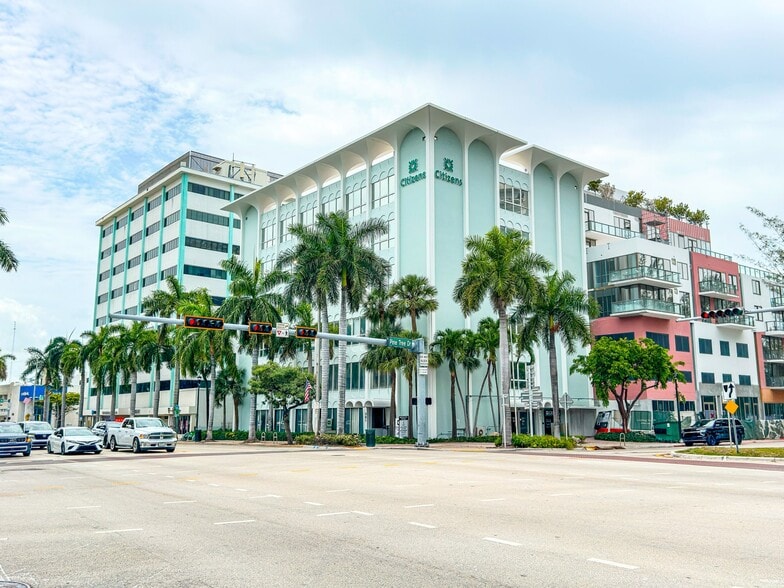 301 Arthur Godfrey Rd, Miami Beach, FL for sale - Building Photo - Image 1 of 11