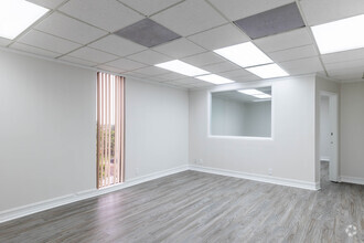 3500 N State Road 7, Lauderdale Lakes, FL for lease Interior Photo- Image 2 of 4