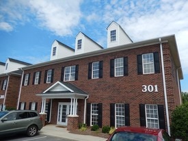 1st Floor Suite -  1,425 sf - Warehouse