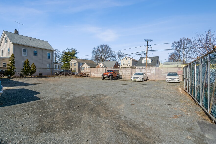 79 Georges Rd, New Brunswick, NJ for sale - Building Photo - Image 3 of 20