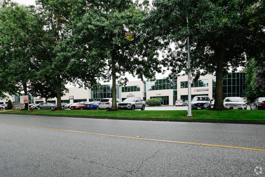 11780 Hammersmith Way, Richmond, BC for lease - Building Photo - Image 2 of 17