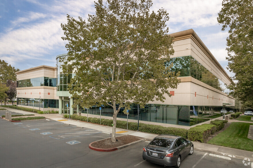 2101 Stone Blvd, West Sacramento, CA for lease - Building Photo - Image 3 of 4