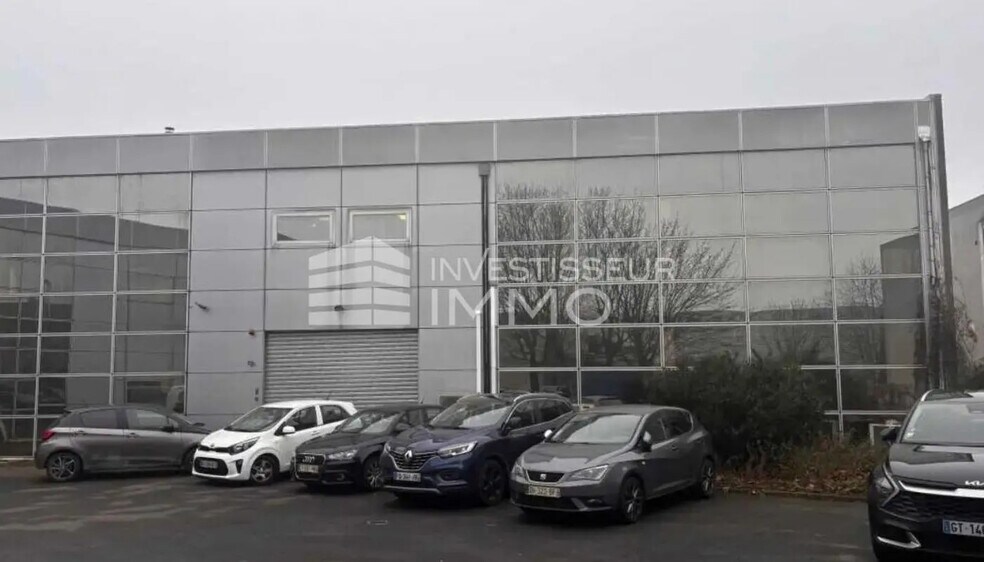 Office in Champigny-sur-Marne for lease - Building Photo - Image 3 of 5