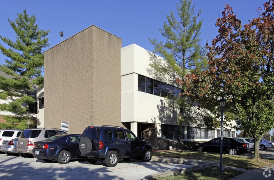 7750 Montgomery Rd, Cincinnati, OH for sale - Primary Photo - Image 1 of 1