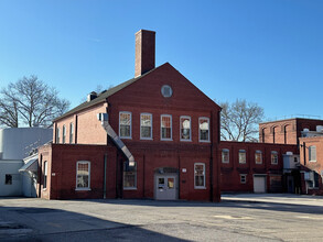 500 W College Ave, York, PA for lease Building Photo- Image 2 of 14