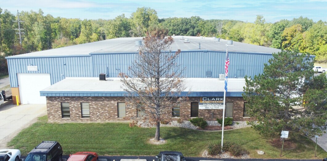 1470 McMillan Rd, Owosso, MI for sale Primary Photo- Image 1 of 1