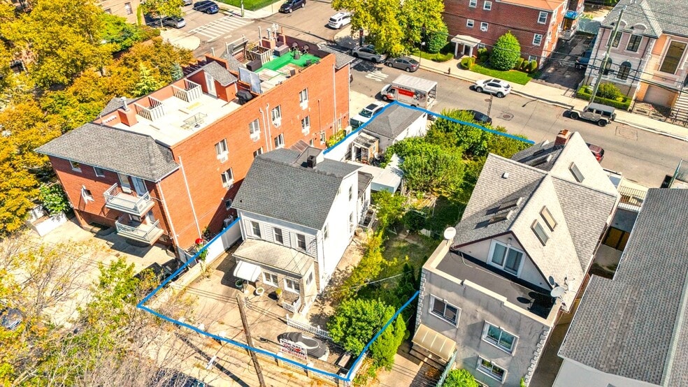 1163 Sheepshead Bay Rd, Brooklyn, NY for sale - Building Photo - Image 1 of 23