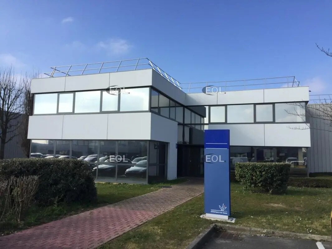 Industrial in Tremblay-en-France for lease Building Photo- Image 1 of 5