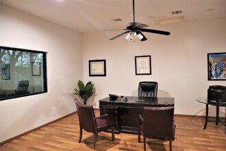 7406 Gulf Fwy, Houston, TX for lease Interior Photo- Image 2 of 5