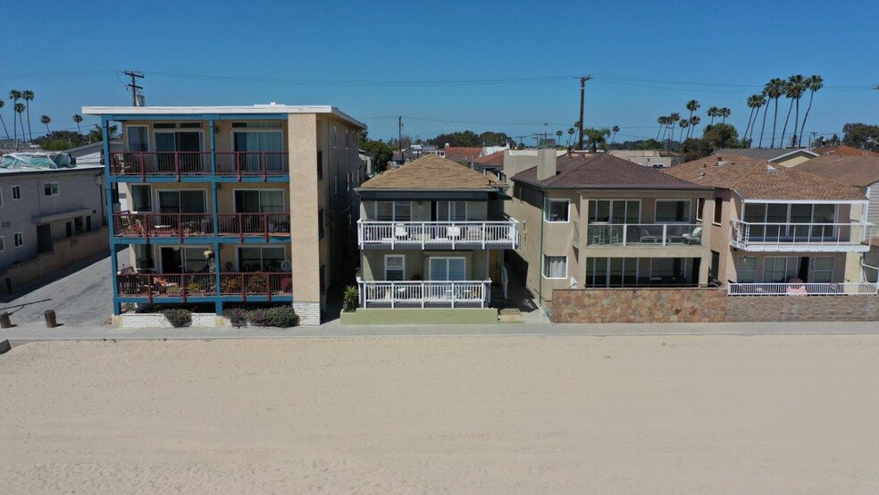 1203 Seal Way, Seal Beach, CA for sale - Building Photo - Image 3 of 49