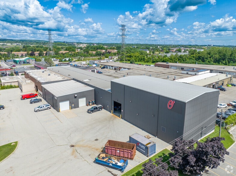 955 Maple Ave, Burlington, ON for sale - Building Photo - Image 2 of 10