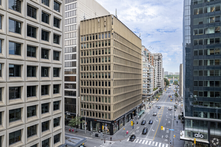 1200 Bay St, Toronto, ON for lease - Building Photo - Image 2 of 4