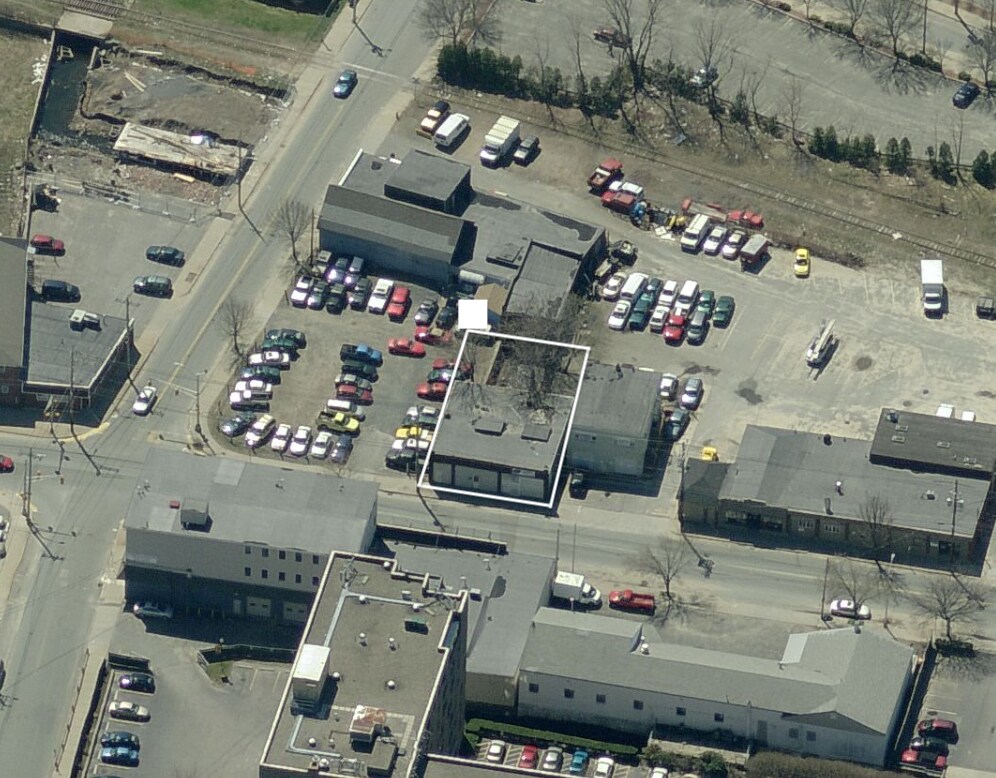 33 Walnut St, Peabody, MA for sale Primary Photo- Image 1 of 1