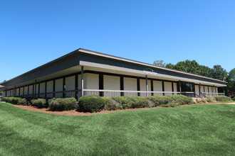 2700 X Ray Dr, Gastonia, NC for lease Building Photo- Image 1 of 2