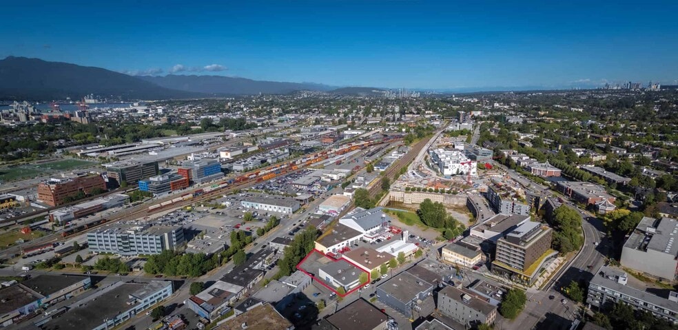 247 E 1st Ave, Vancouver, BC for sale - Building Photo - Image 2 of 11