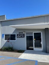 2217-2231 S Grand Ave, Santa Ana, CA for lease Building Photo- Image 1 of 2