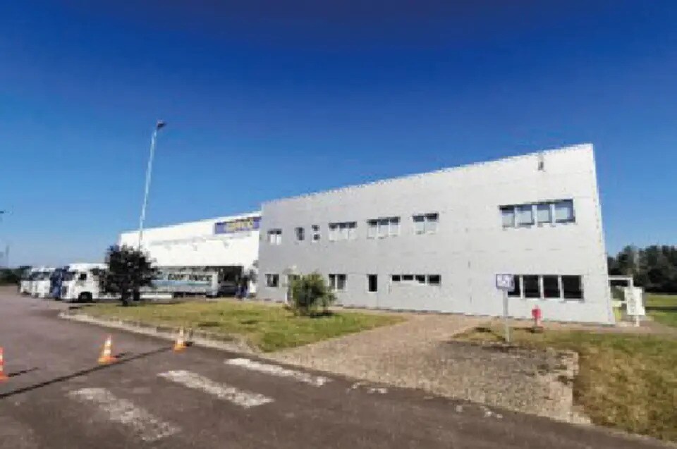 Industrial in Trémery for lease Building Photo- Image 1 of 6