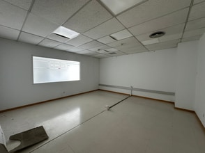 Plaza René Descartes, 2, Alcalá de Henares, Madrid for lease Interior Photo- Image 2 of 4