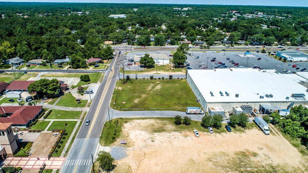 5430 Dogwood Dr, Milton, FL for sale - Building Photo - Image 3 of 5